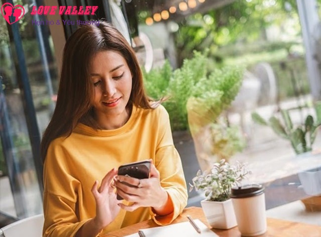 Nếu thích bạn, chắc chắn chàng sẽ thường xuyên trò chuyện cùng bạn